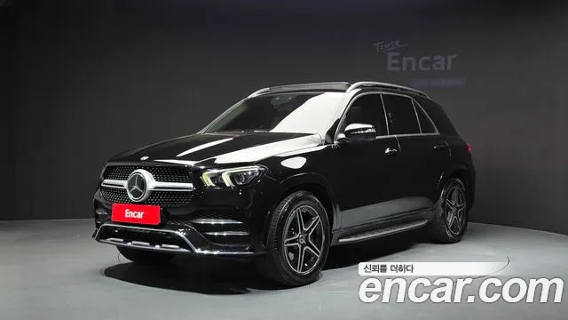 Mercedes-Benz GLE-Class 2020 — photo 1