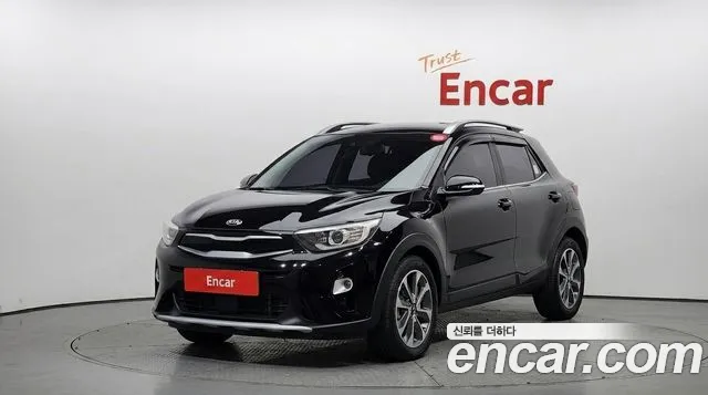 Kia Stonic 2018 — photo 1