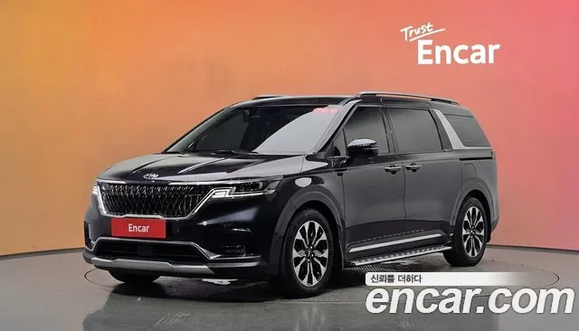 Kia Canival 2021 — photo 1