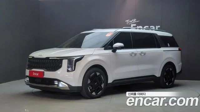 Kia Canival 2024 — photo 1