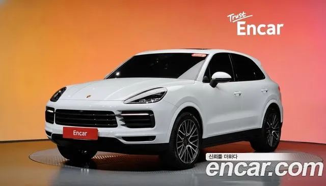 Porsche Cayenne 2021 — photo 1