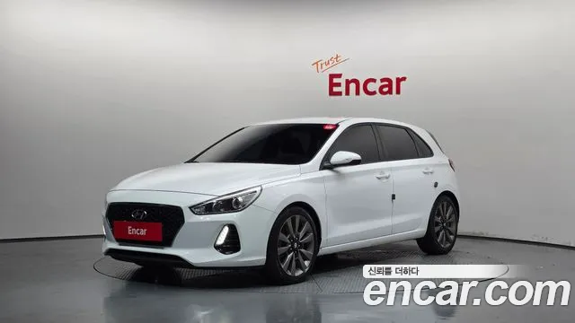 Hyundai i30 2017 — photo 1