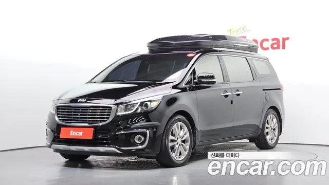 Kia Canival 2018 — photo 1