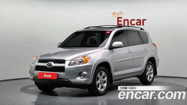 Toyota RAV4 2012 — photo 1