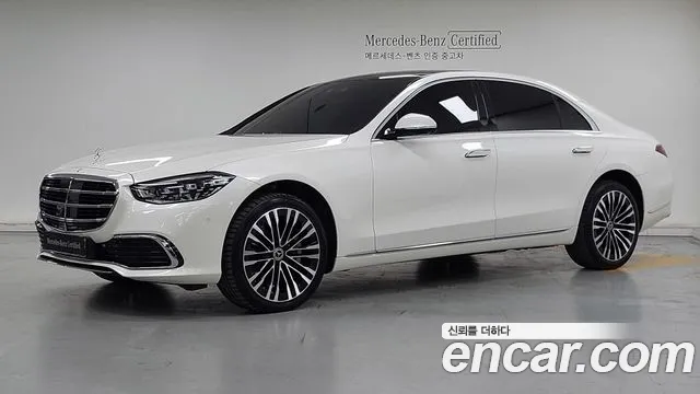 Mercedes-Benz S-Class 2023 — photo 1