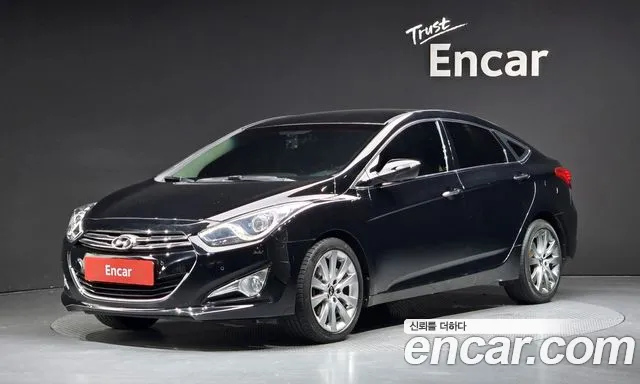 Hyundai i40 2012 — photo 1