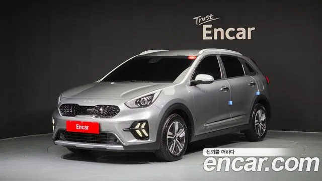 Kia Niro 2022 — photo 1