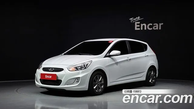 Hyundai Accent 2019 — photo 1