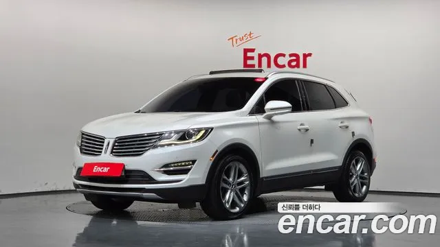 Lincoln MKC 2015 — photo 1