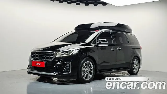 Kia Canival 2019 — photo 1