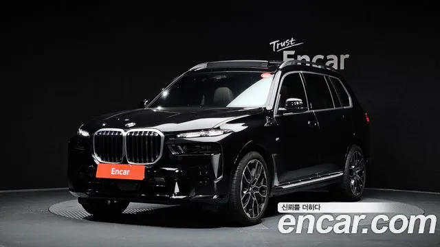 BMW X7 2025 — photo 1