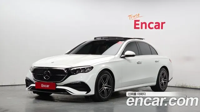 Mercedes-Benz E-Class 2026 — photo 1
