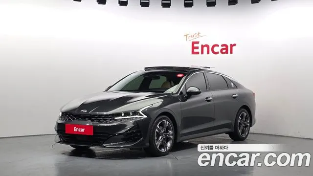 Kia K5 2021 — photo 1