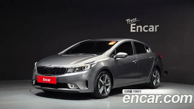 Kia K3 2018 — photo 1