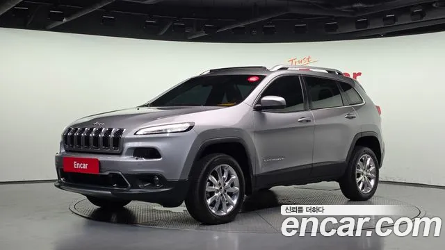 Jeep Cherokee 2016 — photo 1