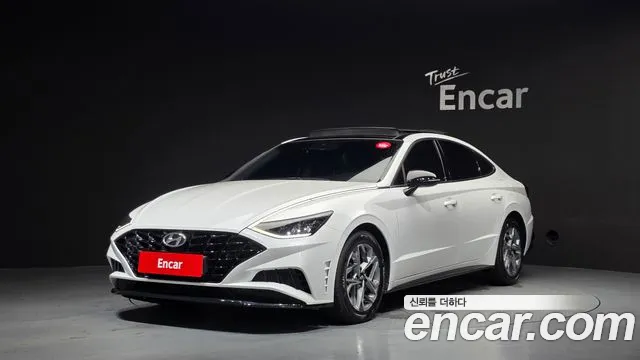 Hyundai Sonata 2022 — photo 1