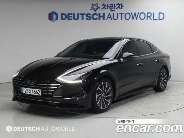 Hyundai Sonata 2022 — photo 1