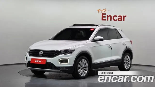 Volkswagen T-Roc 2021 — photo 1