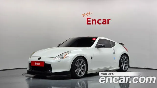 Nissan 370Z 2009 — photo 1