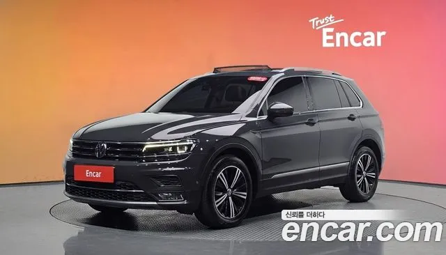 Volkswagen Tiguan 2020 — photo 1