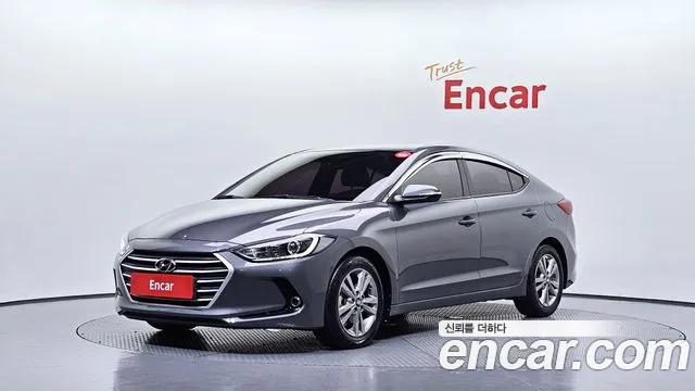 Hyundai AVANTE 2017 — photo 1