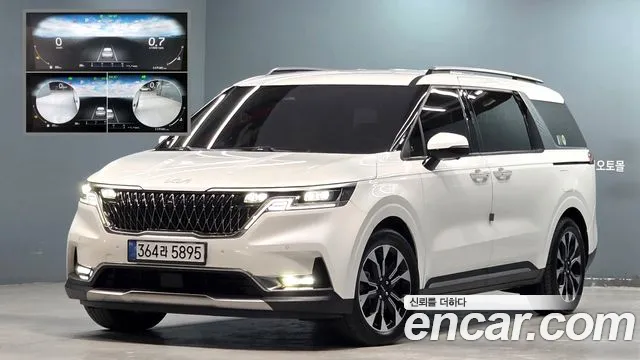 Kia Canival 2023 — photo 1