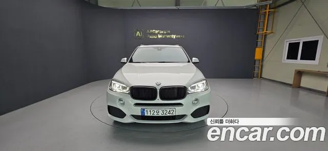 BMW X5 2018 — photo 1