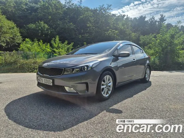 Kia K3 2016 — photo 1