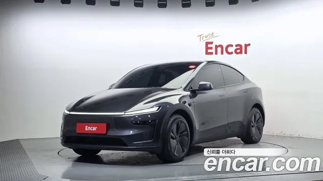 Tesla Model Y 2026 — photo 1