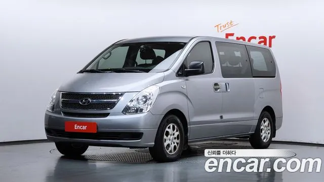 Hyundai Starex 2013 — photo 1
