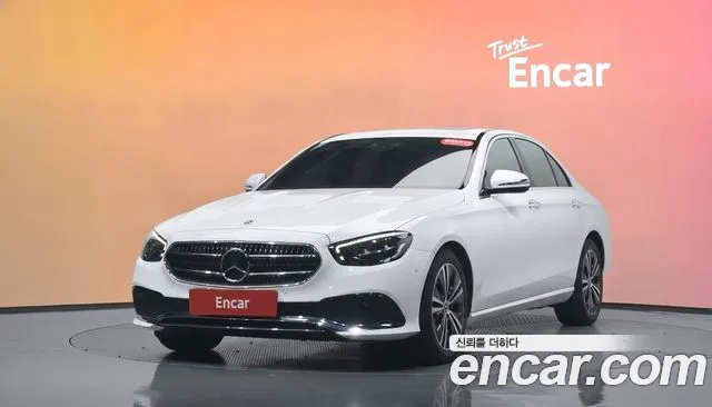 Mercedes-Benz E-Class 2021 — photo 1