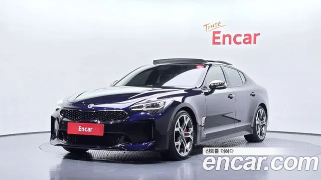 Kia Stinger 2018 — photo 1