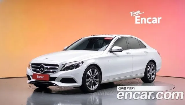 Mercedes-Benz C-Class 2018 — photo 1