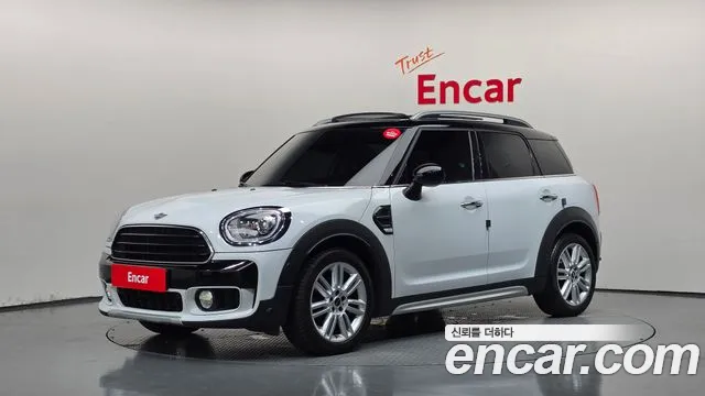 Mini Countryman 2018 — photo 1