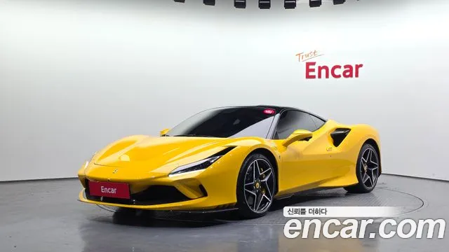 Ferrari F8 2020 — photo 1