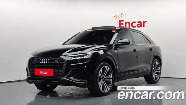 Audi Q8 2023 — photo 1