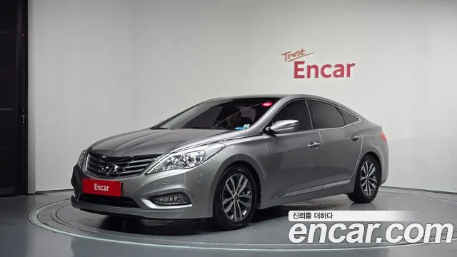 Hyundai Grandeur 2011 — photo 1
