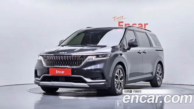 Kia Canival 2022 — photo 1