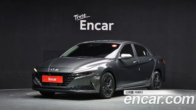 Hyundai AVANTE 2023 — photo 1
