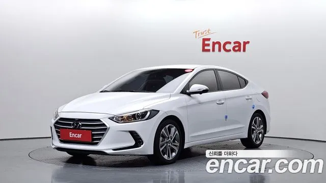 Hyundai AVANTE 2017 — photo 1