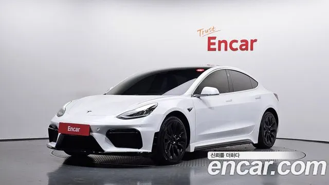 Tesla Model 3 2020 — photo 1