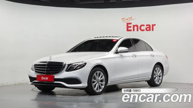 Mercedes-Benz E-Class 2019 — photo 1