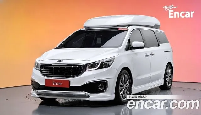 Kia Canival 2018 — photo 1