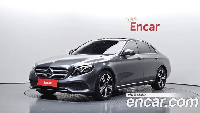 Mercedes-Benz E-Class 2018 — photo 1