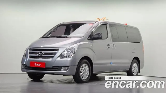 Hyundai Starex 2016 — photo 1
