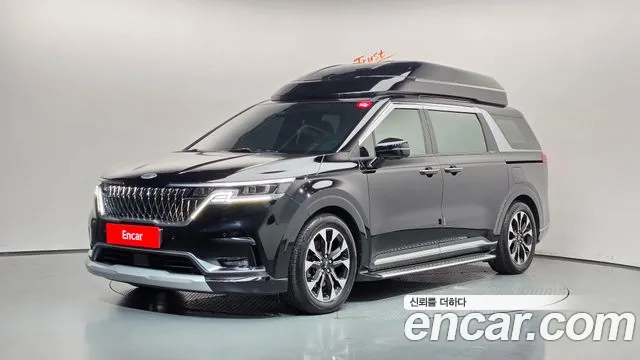Kia Canival 2021 — photo 1