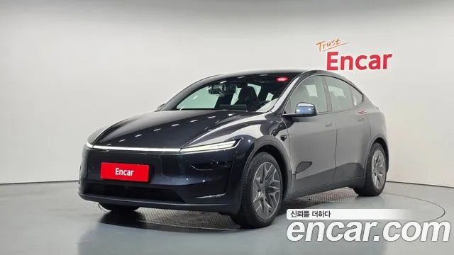 Tesla Model Y 2026 — photo 1
