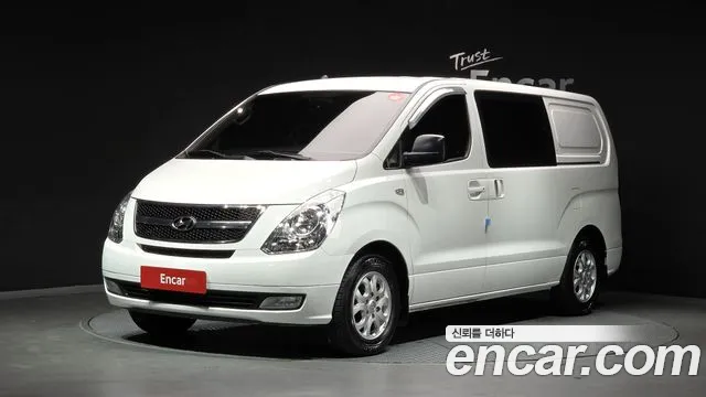 Hyundai Starex 2014 — photo 1