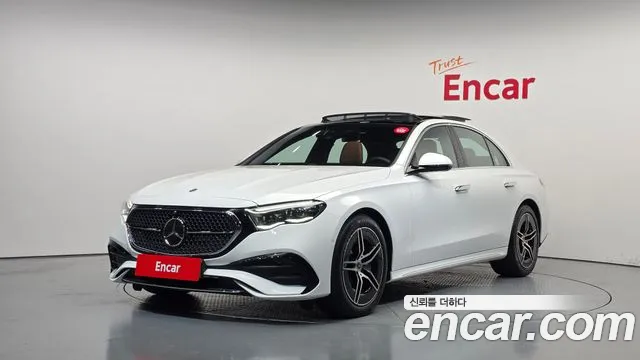 Mercedes-Benz E-Class 2026 — photo 1