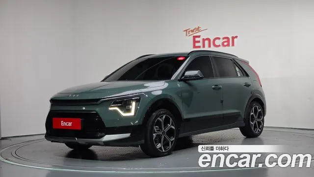 Kia Niro 2022 — photo 1